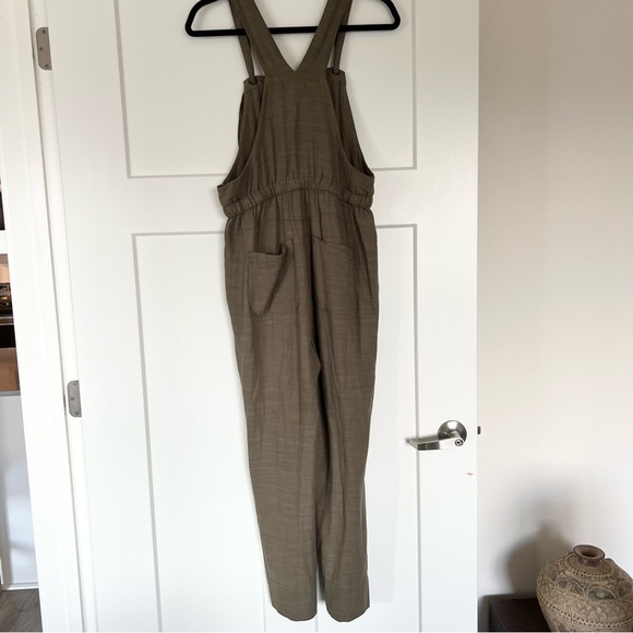 Democracy Cropped Ankle Overalls - Picture 6 of 10